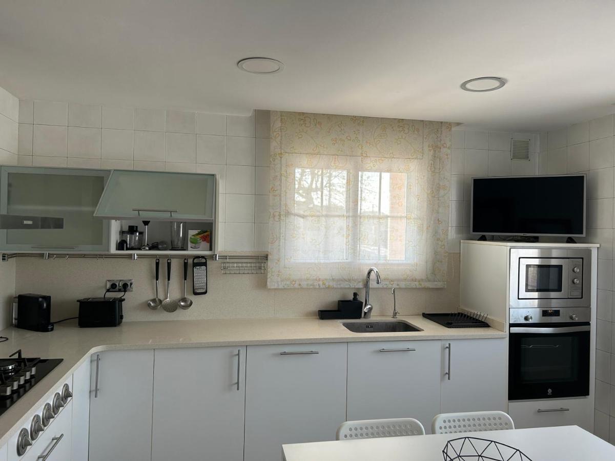 지로나 Piscina De Sal Barbacoa Wifi, Parking Gratis, 3 Min Pga Casa El Roble 빌라 외부 사진